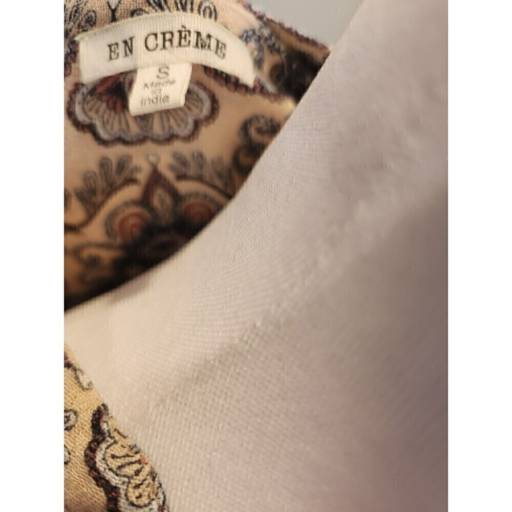 En Creme Anthropologie Boho Blouse tan w floral design and crochet accents sz s - Picture 6 of 6